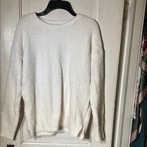 Cupcakes & Cashmere White Crew Neck Sweater with Side Slits